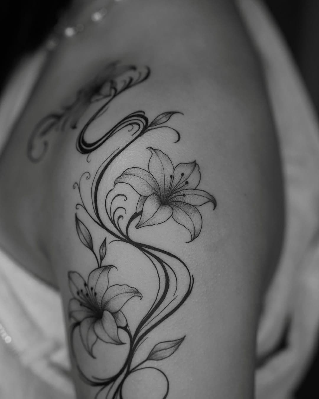 Lily Wrap - Shoulder to Arm Floral Flow