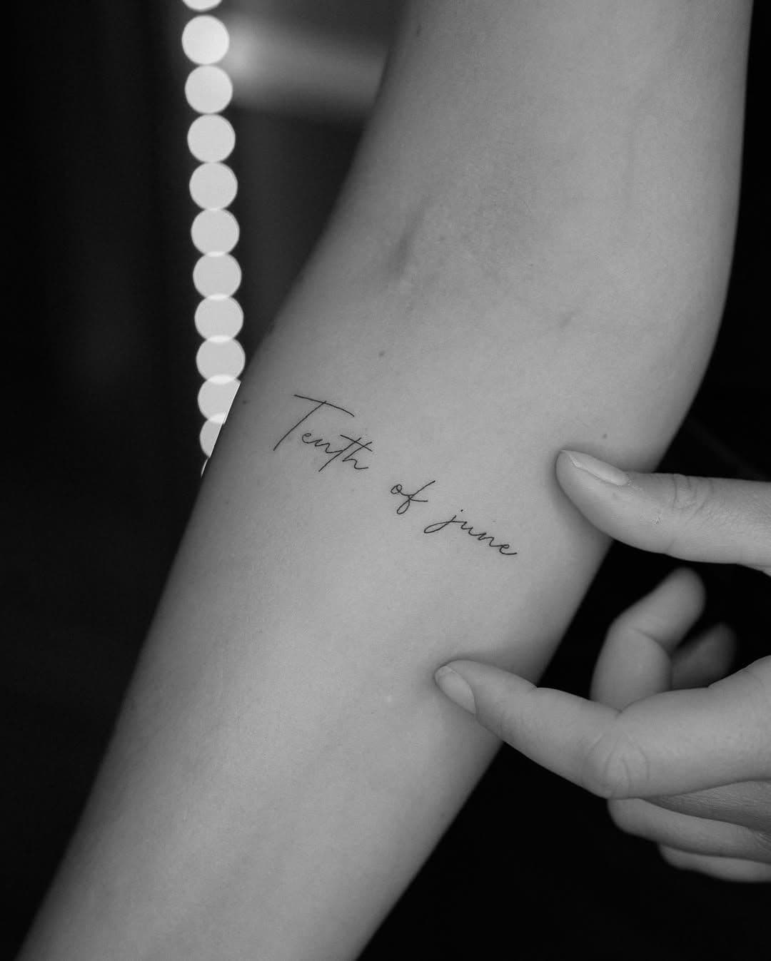 Tenth of June Fine Line Script 1